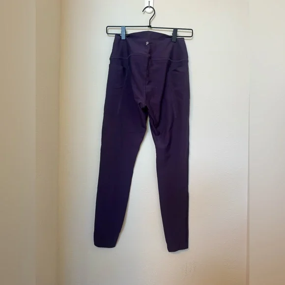 Peloton Cadent Women's Deep Purple Sports and Pants set - Picture 7 of 7